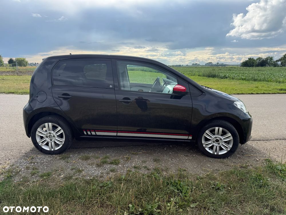 Volkswagen up! 1.0 Beats - 4