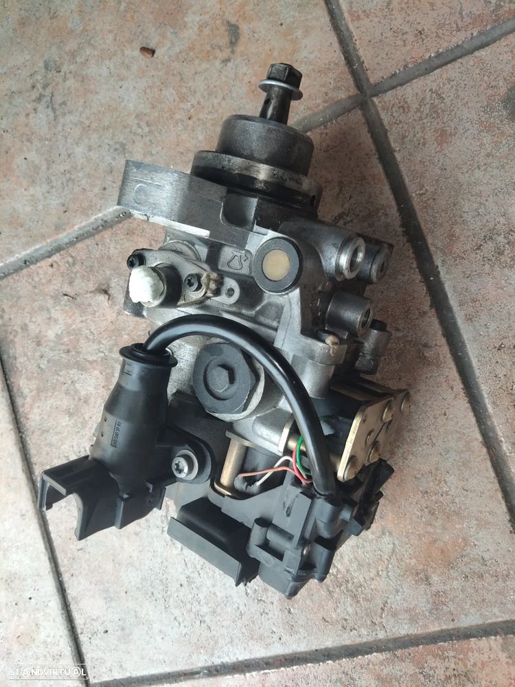 Bomba injetora mercedes W202/C220 - 2