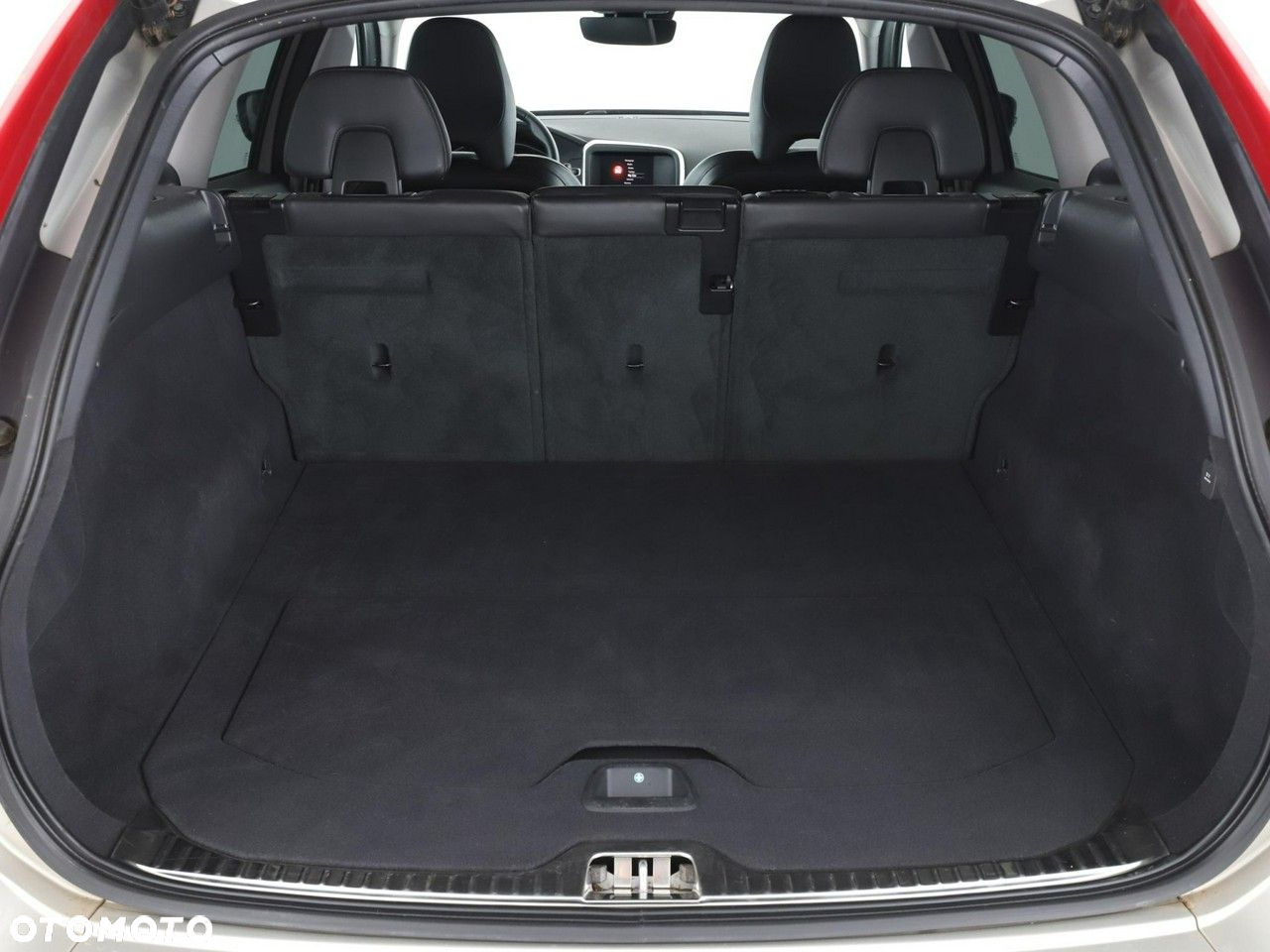 Volvo XC 60 D3 Geartronic Momentum - 21