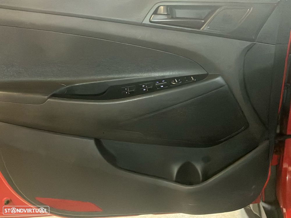 Hyundai Tucson 1.6 CRDi N-Line DCT - 24