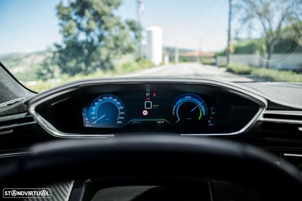 Peugeot 508 SW 1.6 Hybrid Allure Pack e-EAT8 — fotografia 24