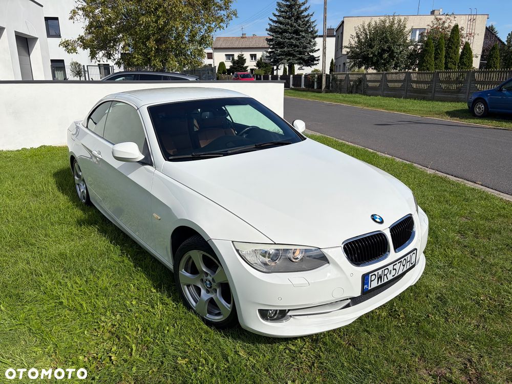 BMW Seria 3 320i Edition Exclusive - 36