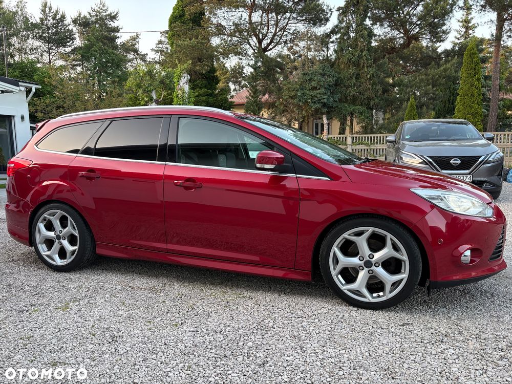 Ford Focus SW 1.0 EcoBoost S&S ST-Line - 11
