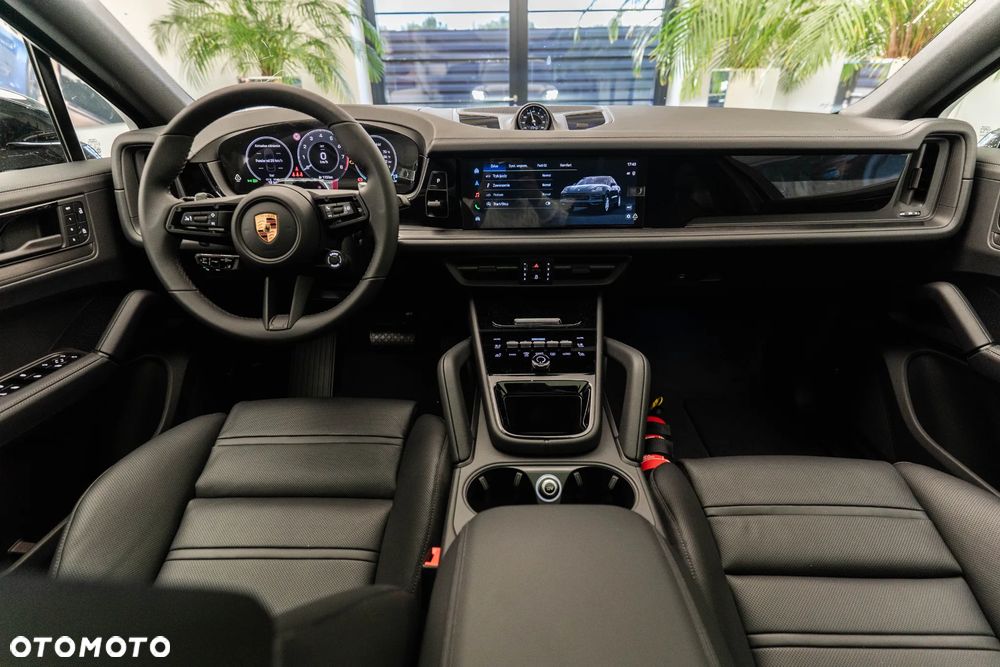 Porsche Cayenne Black Edition - 13