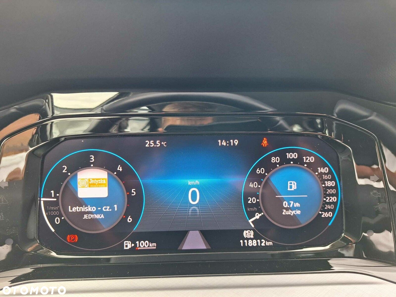 Volkswagen Golf - 14