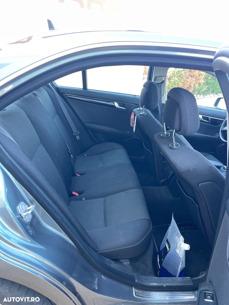 Mercedes-Benz C 250 d 4MATIC Aut. - 26