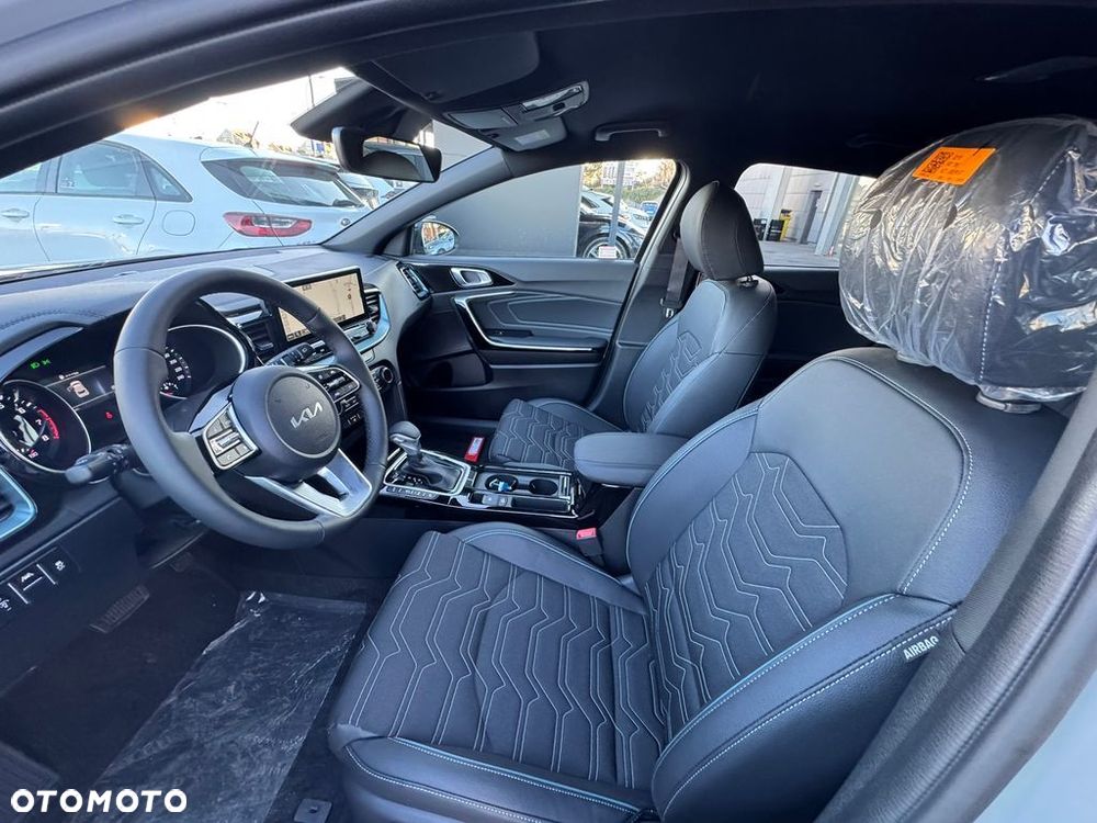 Kia XCeed 1.6 T-GDI Tribute DCT - 10