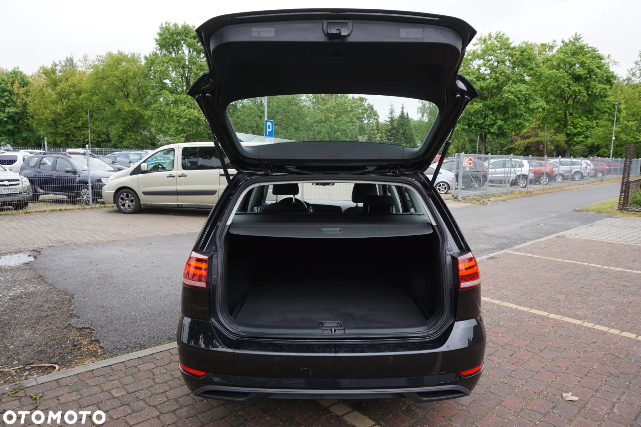 Volkswagen Golf Variant 1.6 TDI SCR DSG Trendline - 5