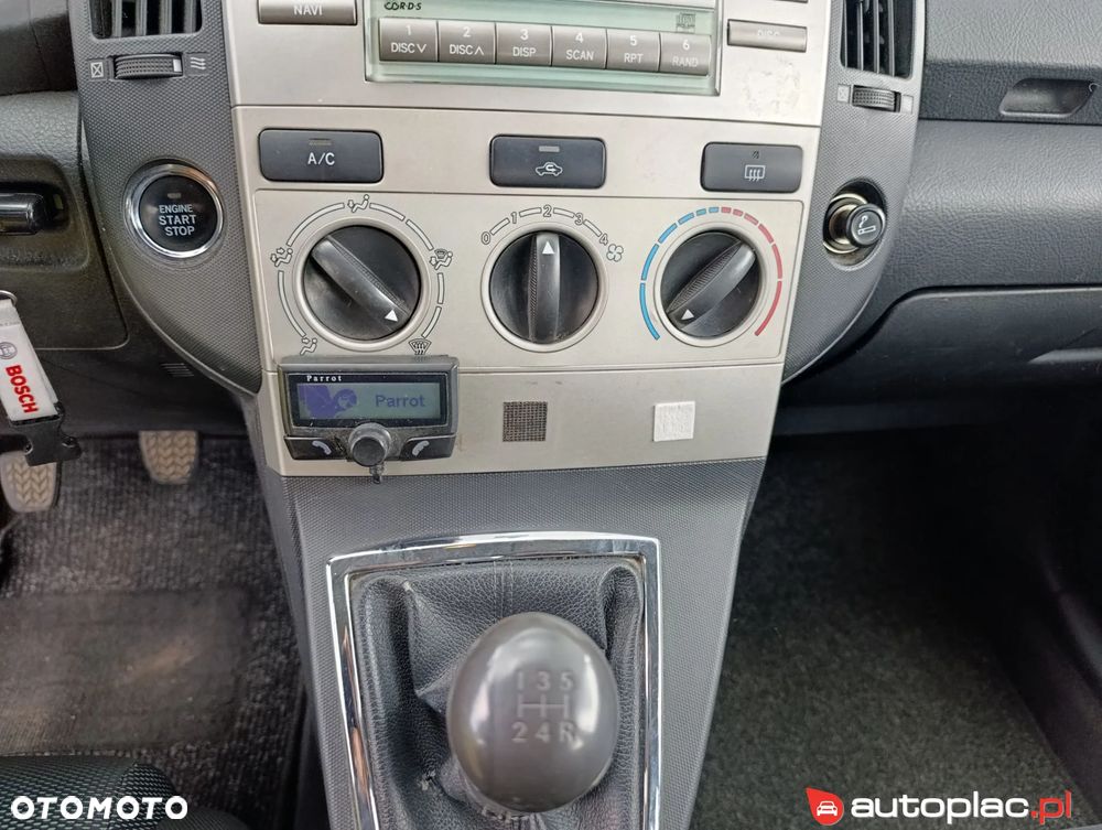 Toyota Corolla Verso 2.0 D-4D Prestige - 21