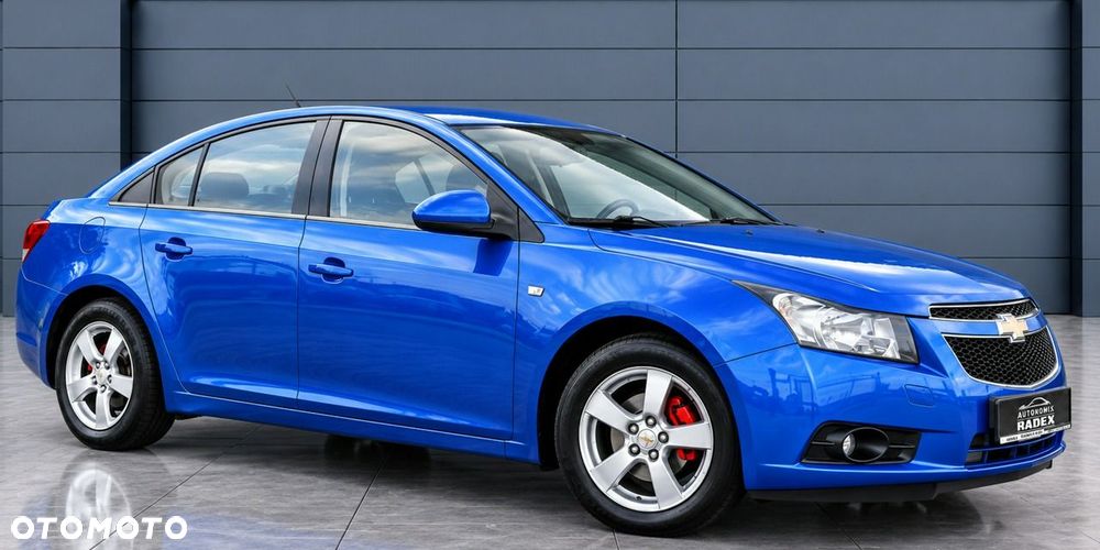 Chevrolet Cruze 1.6 LS - 3