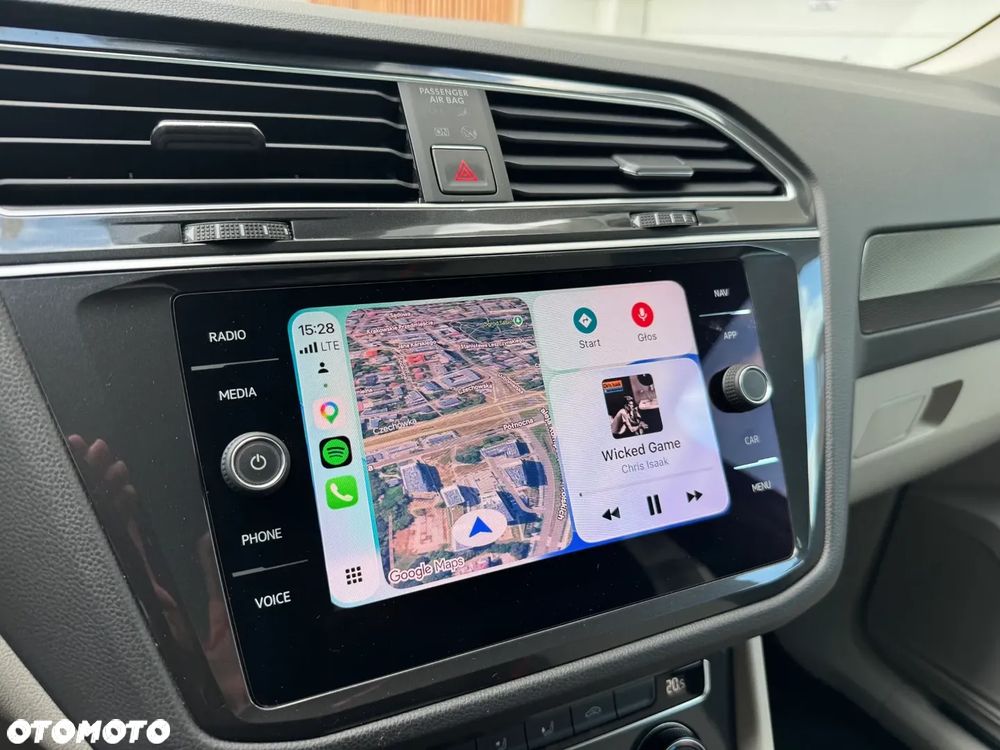 Volkswagen Tiguan - 23