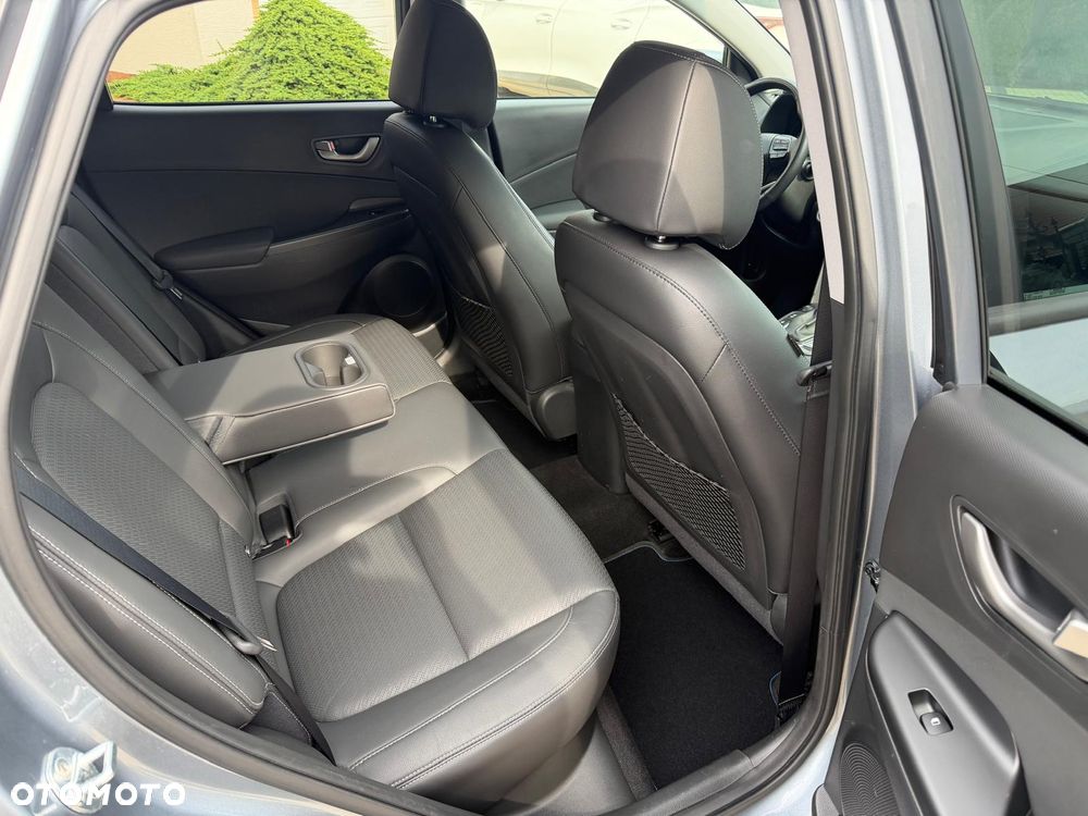 Hyundai Kona 1.6 T-GDI DCT 4WD Premium - 12