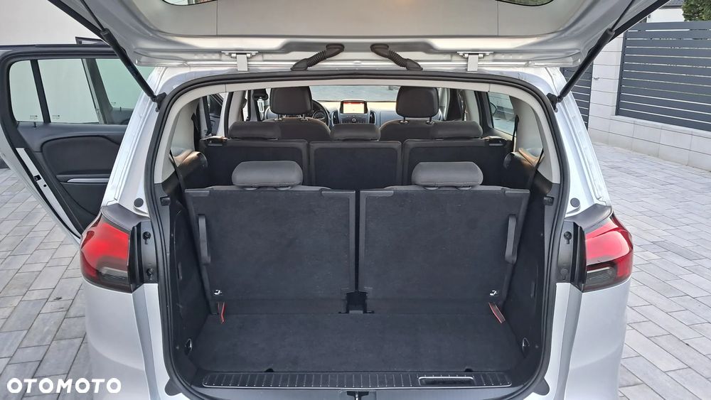 Opel Zafira 1.4 T Elite - 11