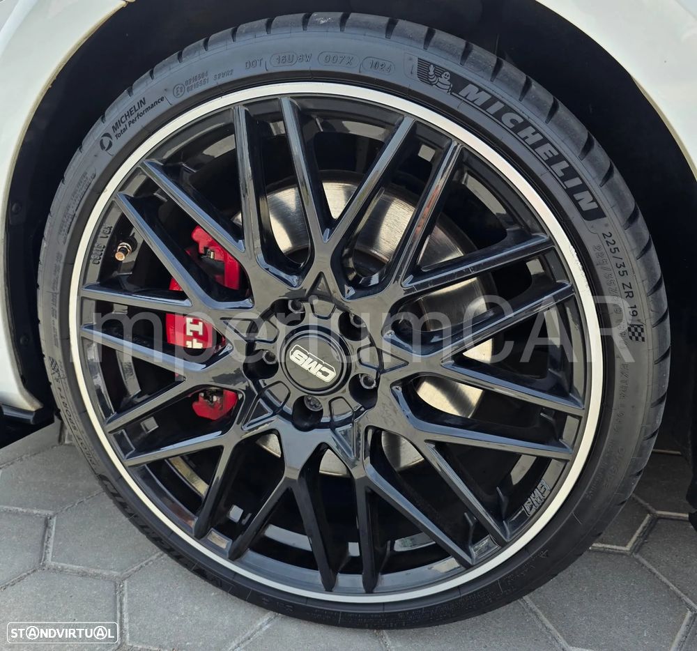 VW Golf GTI Performance BlueMotion DSG - 14