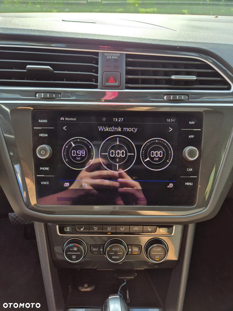 Volkswagen Tiguan - 21