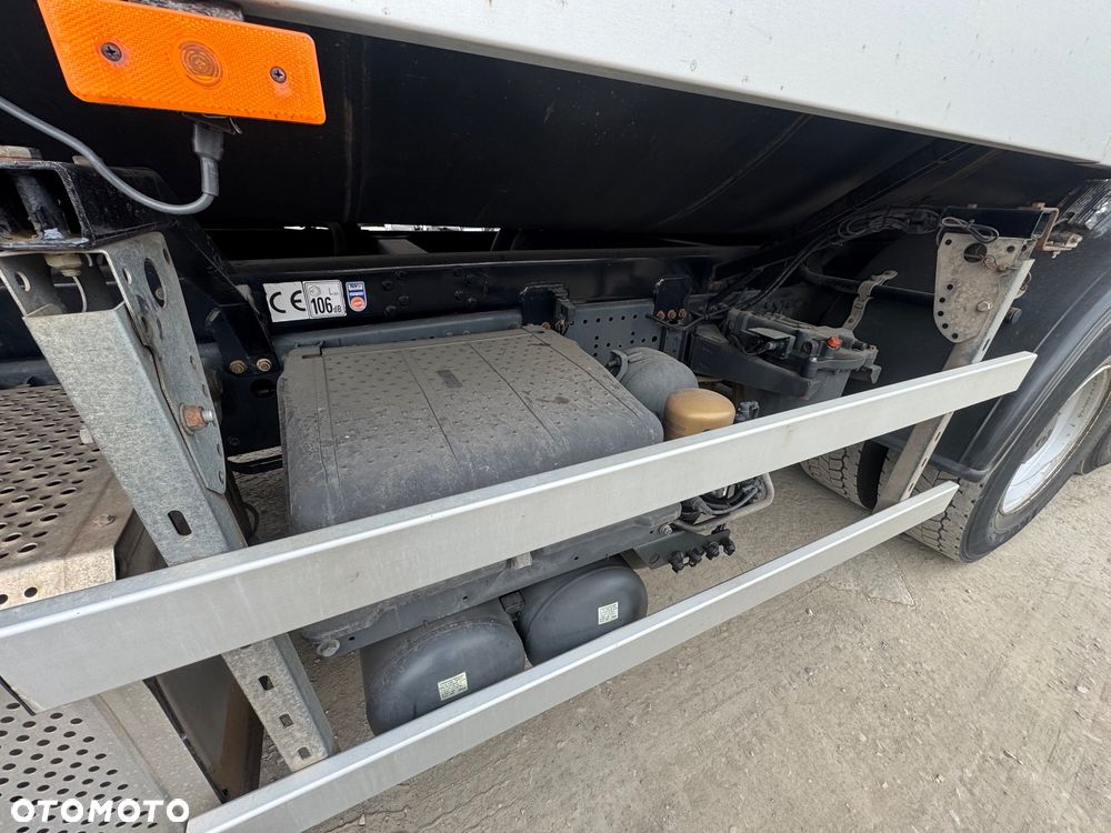 Mercedes-Benz Econic - 11