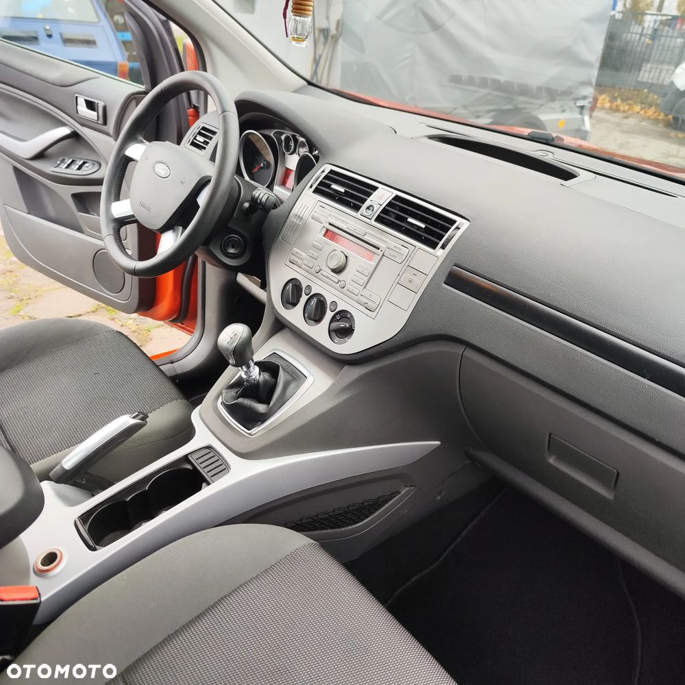 Ford Kuga 2.0 TDCi 4x4 Trend - 18