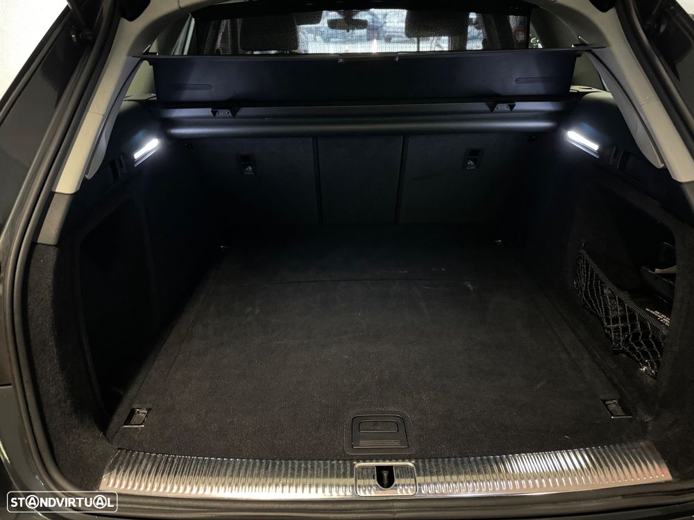 Audi A4 Avant 2.0 TDi Design S tronic - 11