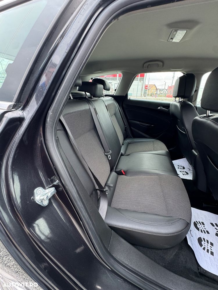 Opel Astra 1.7 CDTI ECOTEC Start/Stop Cosmo - 13