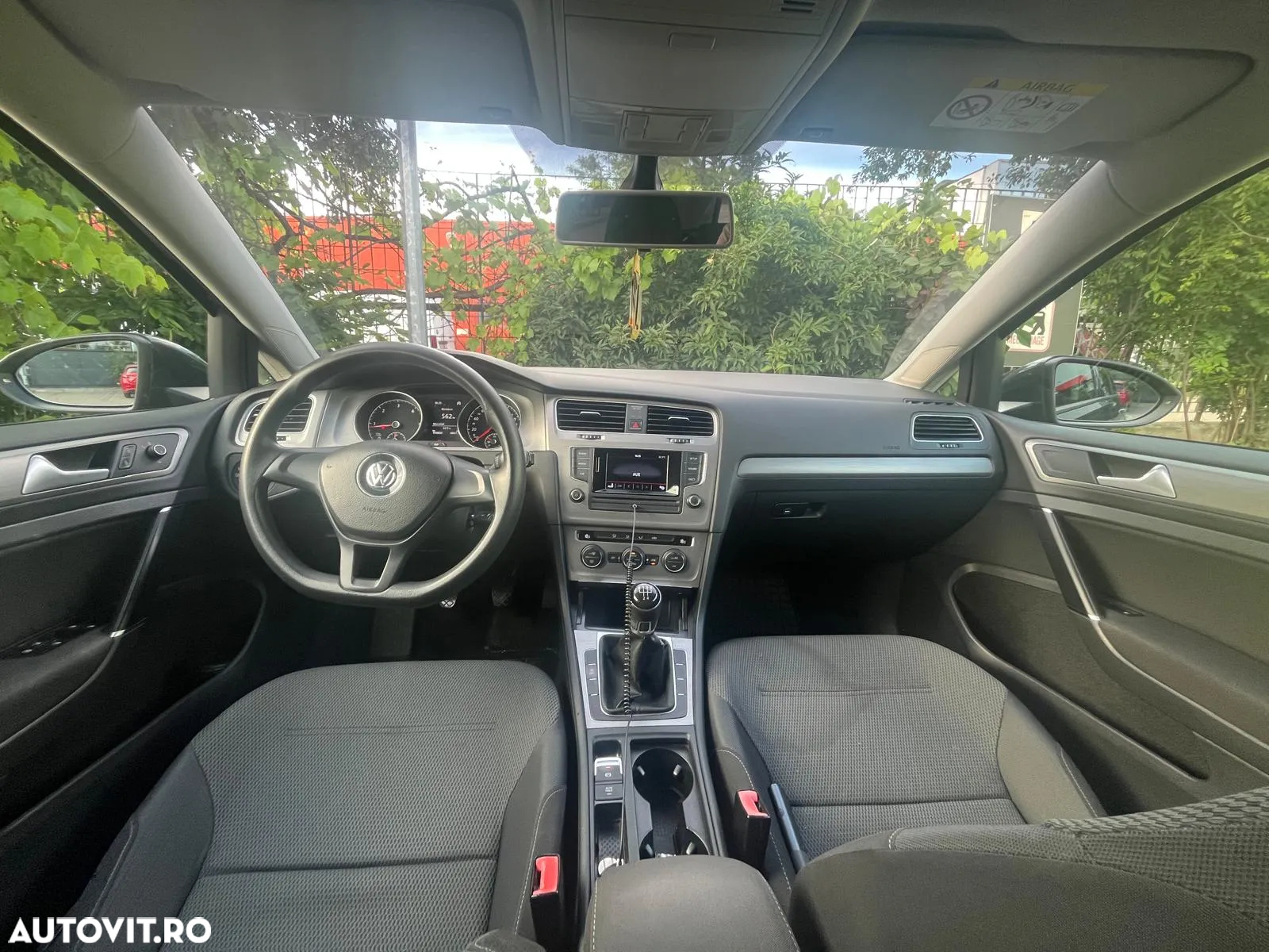 Volkswagen Golf 1.6 TDI DPF BlueMotion Technology Comfortline - 5