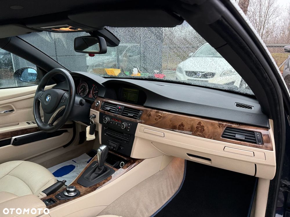 BMW Seria 3 325i Edition Exclusive - 6