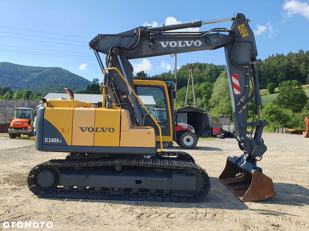 Volvo EC140B LC - 8
