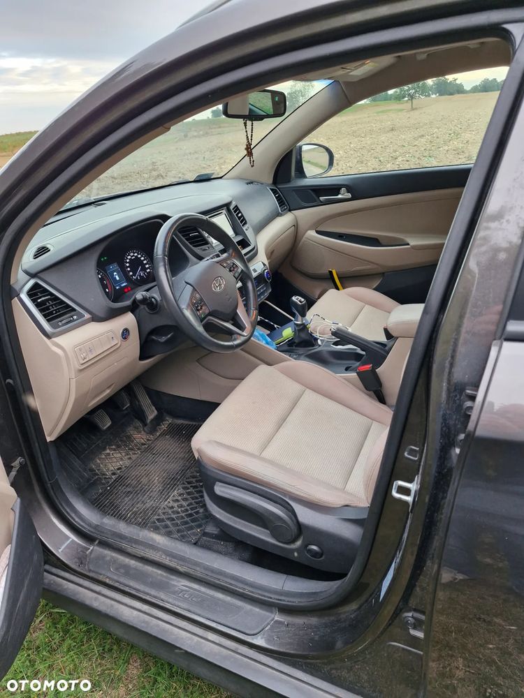 Hyundai Tucson 1.6 GDI BlueDrive GO 2WD - 5