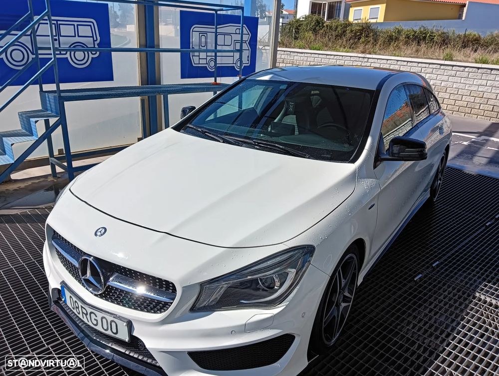 Mercedes-Benz CLA 220 d Shooting Brake AMG Line Aut. - 12