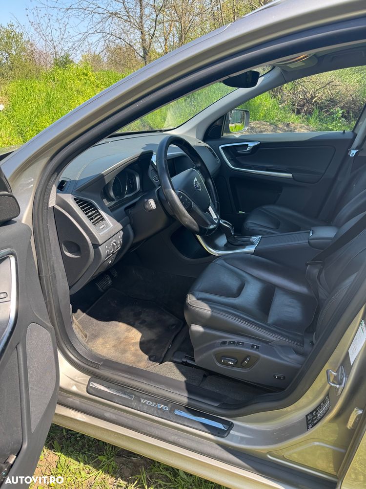 Volvo XC 60 D4 VEA Start-Stop Momentum - 6