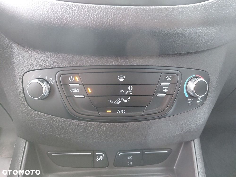 Ford Transit - 19
