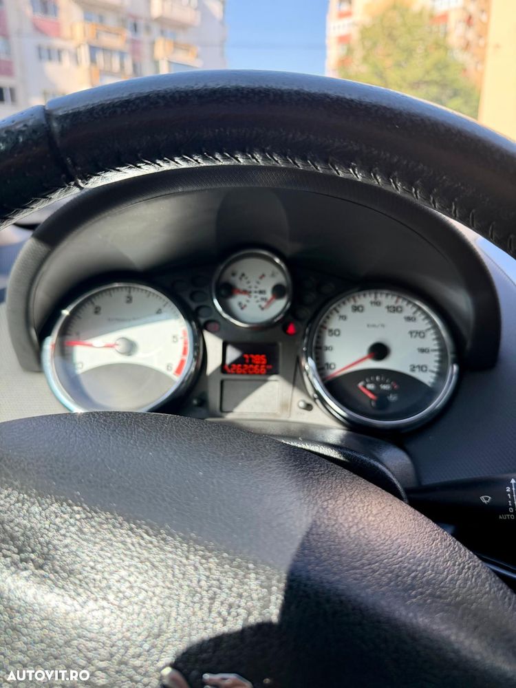 Peugeot 207 - 5