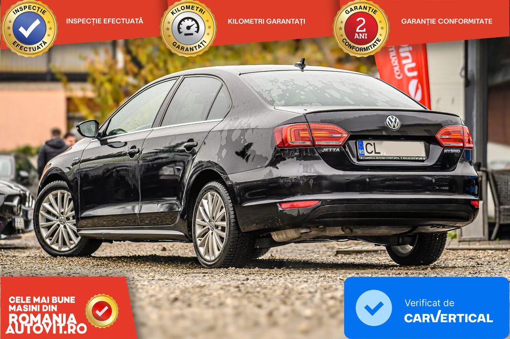 Volkswagen Jetta - 4