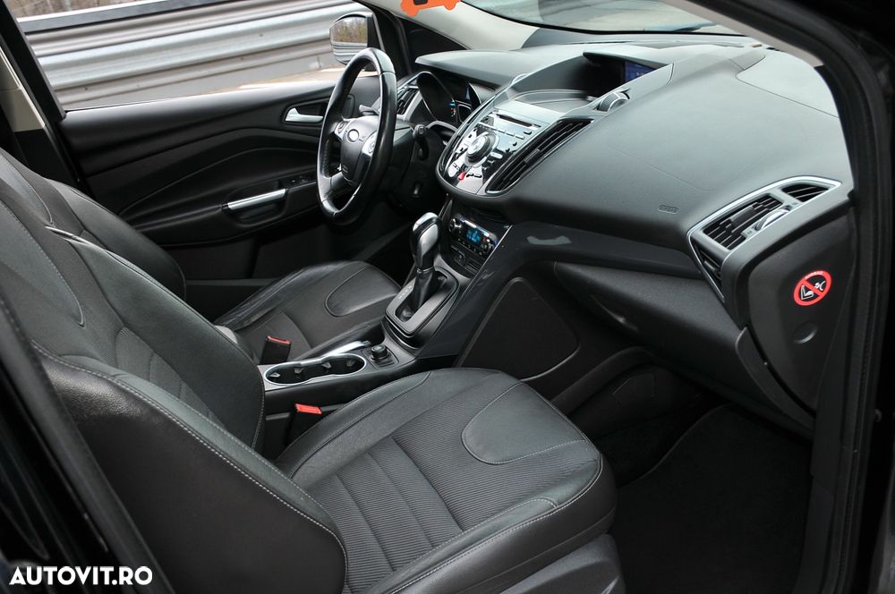 Ford Kuga 2.0 TDCi 4x4 Aut. Titanium - 10