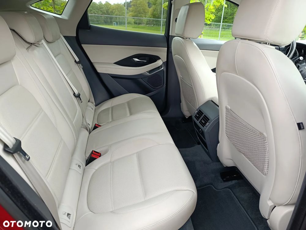 Jaguar E-Pace 2.0 i4P AWD R-Dynamic HSE - 17