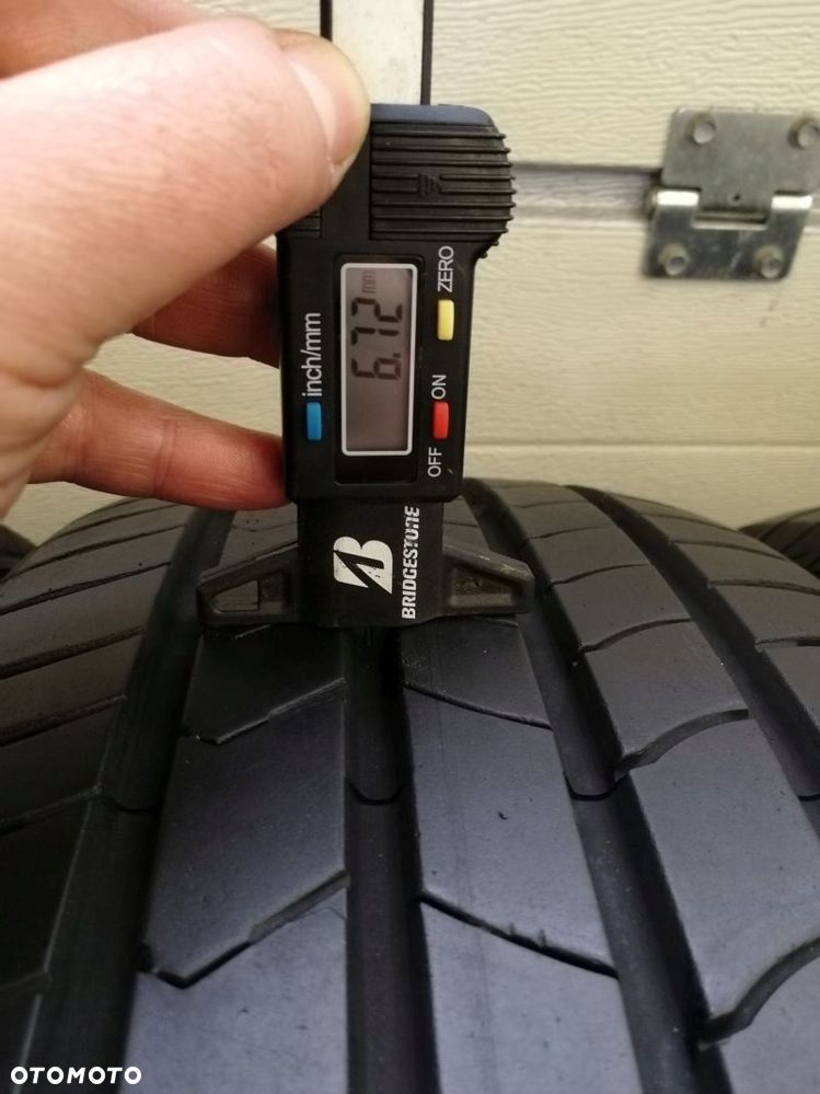 Opony letnie 215/55 R 18 Kumho Ecsta HS51 - 4