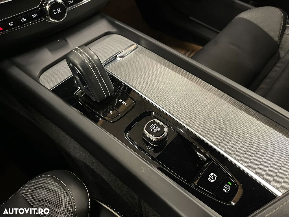 Volvo XC 60 B4 D AWD Geartronic RDesign - 27