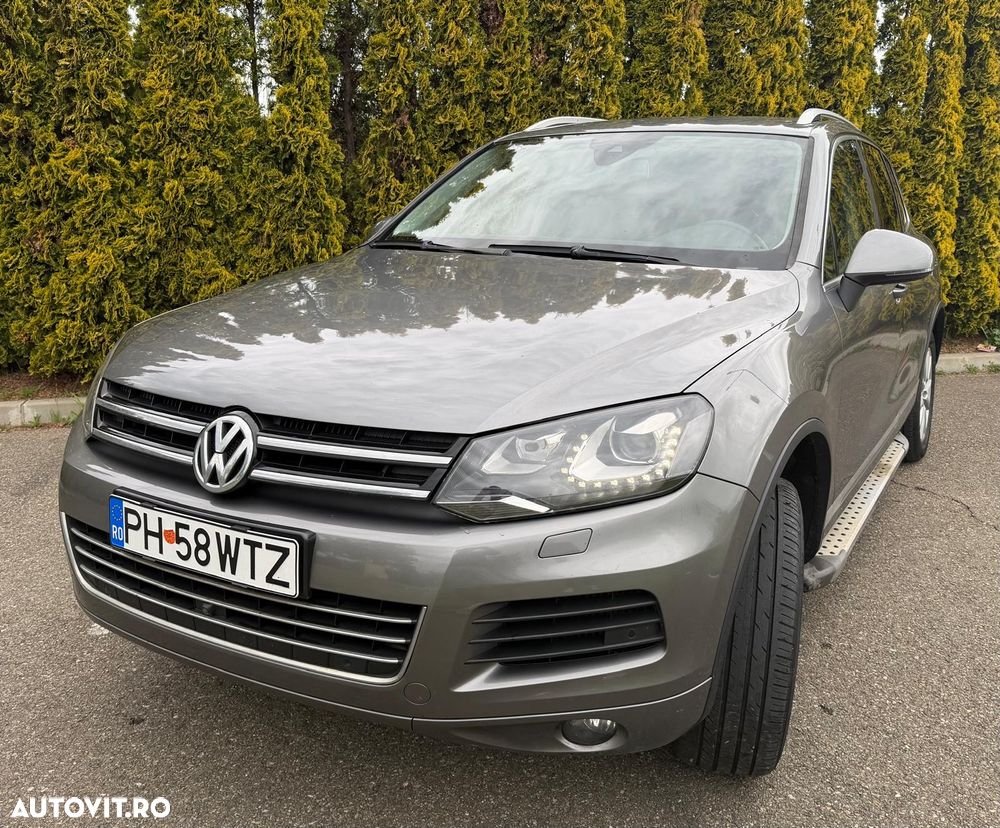 Volkswagen Touareg - 1
