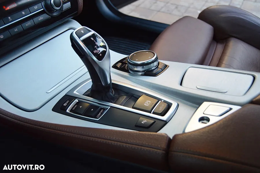 BMW Seria 5 - 32
