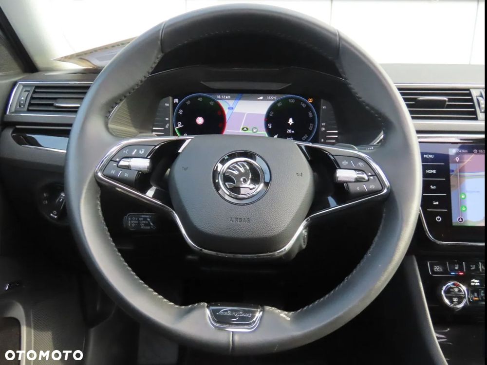 Skoda Superb 2.0 TDI SCR 4x4 L&K DSG - 11
