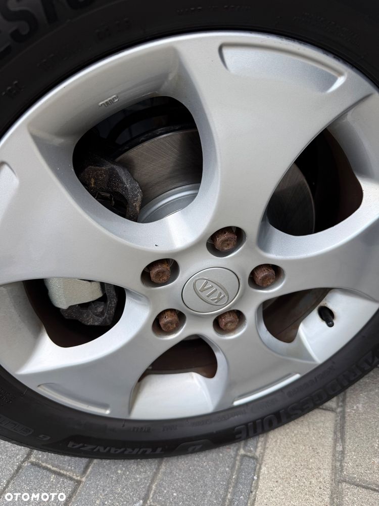 Kia Venga 1.6 CVVT ISG Vision - 36