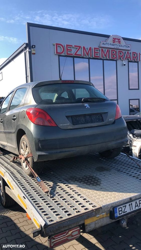 Dezmembram Peugeot 207 1.4 B fabr. 2009 - 1