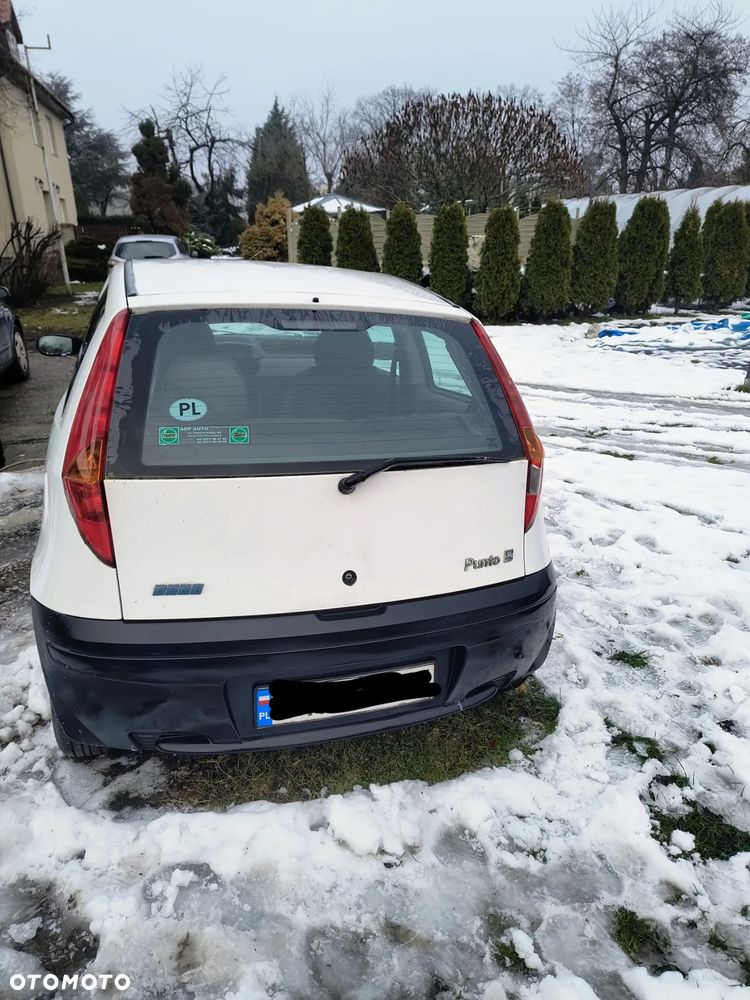 Fiat Punto 1.2 8V - 5