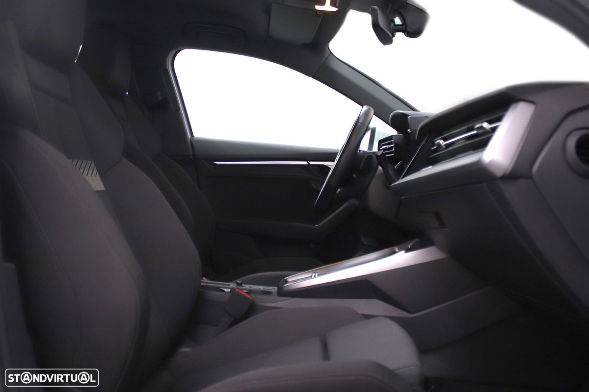 Audi A3 Sportback 30 TFSI Advanced S tronic - 23