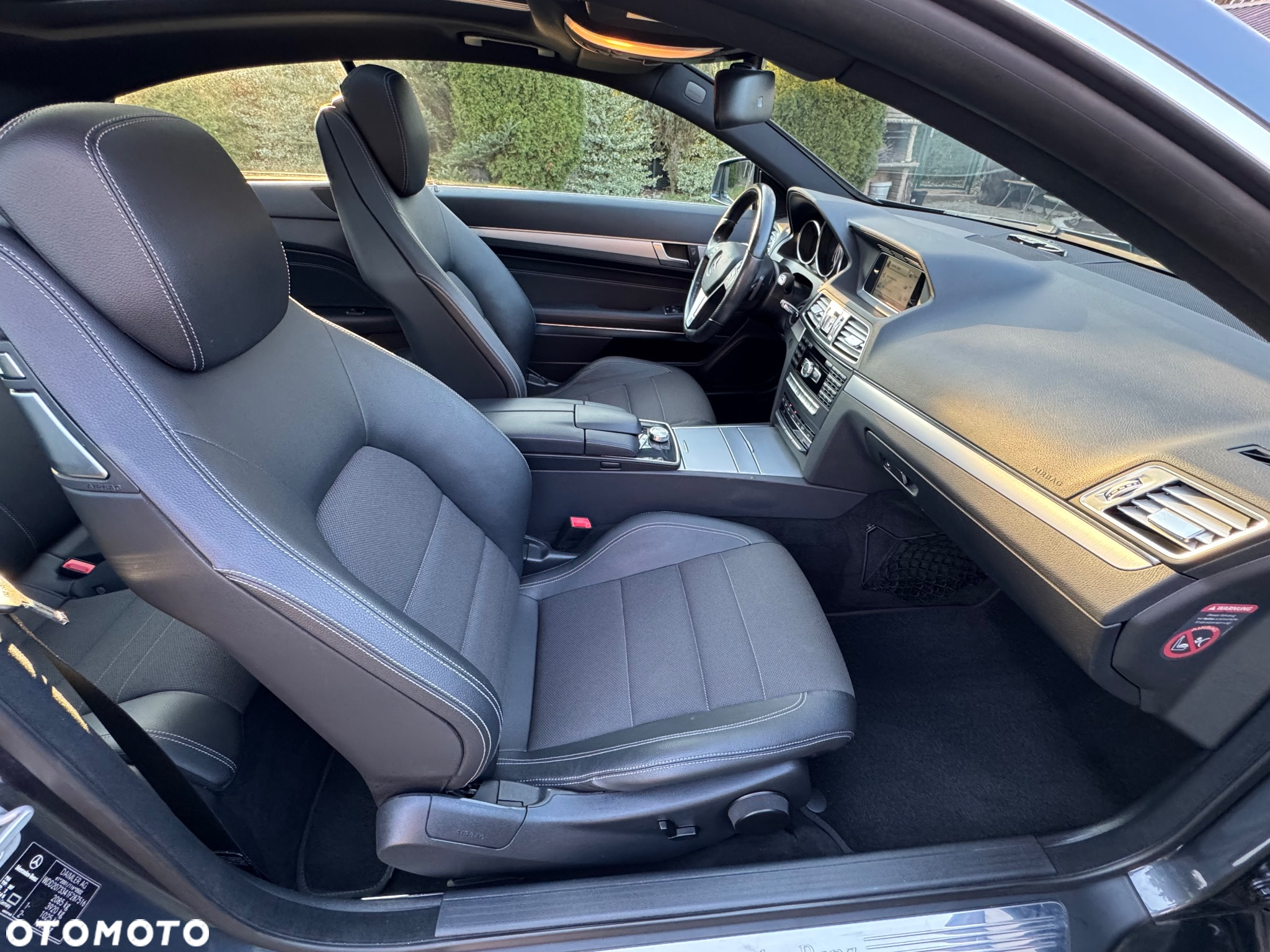 Mercedes-Benz Klasa E 200 Coupe 7G-TRONIC - 19