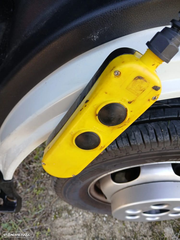 Mitsubishi FUSO CANTER 3S13 - 4