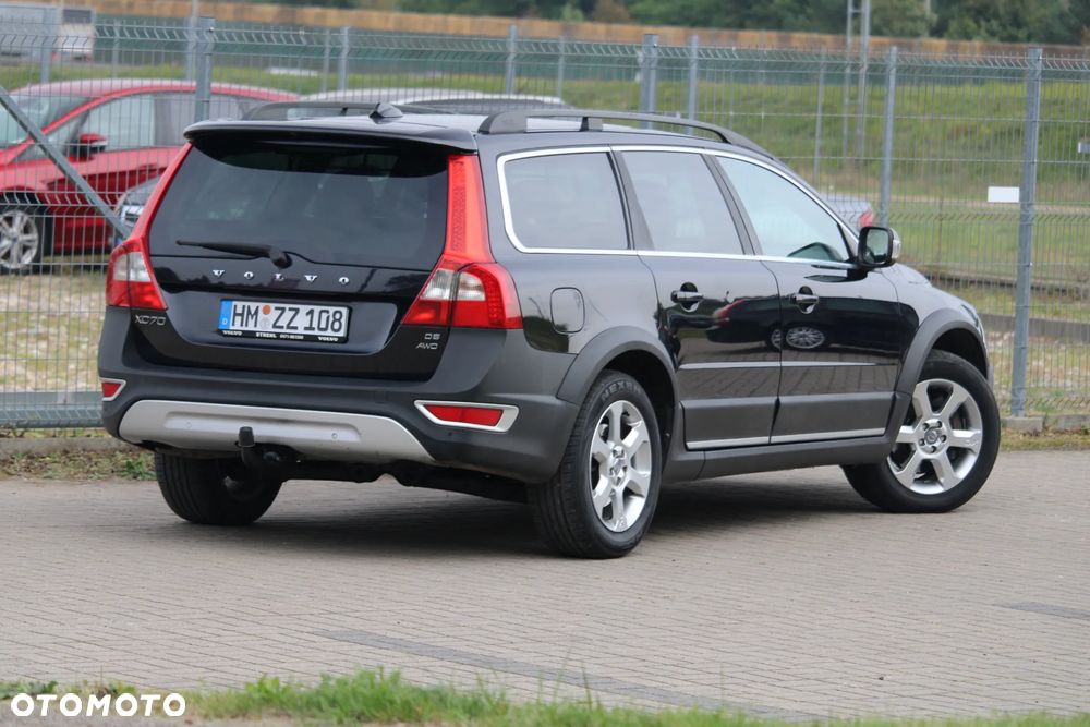 Volvo XC 70 D5 AWD Summum - 10