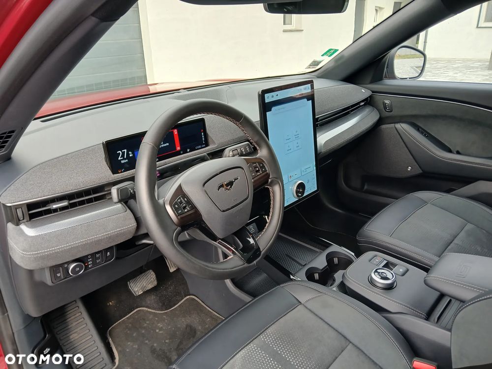 Ford Mustang Mach-E AWD GT - 20