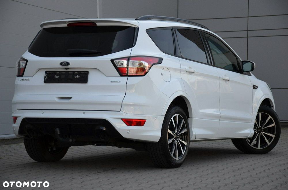 Ford Kuga - 11