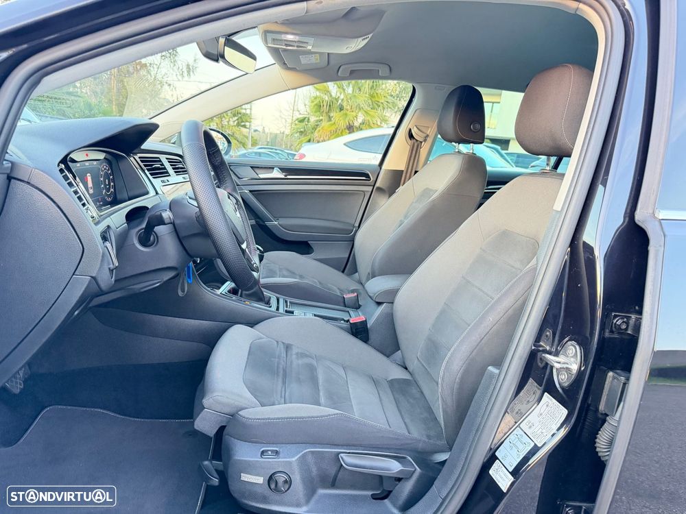 VW Golf Variant 1.6 TDi R-Line - 31