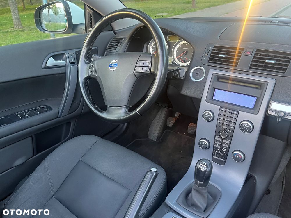 Volvo C70 D3 Momentum - 7